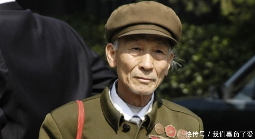 老人儿子参军被拒,亮出身份惊呆首长,亲自登门慰问 澳门网络正规赌博官网