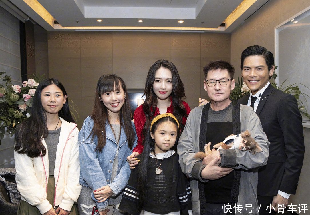 向太泄密向佐求婚郭碧婷,双方父母全出现,怀