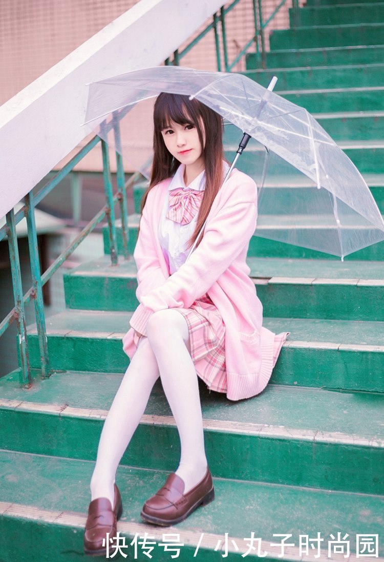 性感美女时尚写真,粉嫩甜美少女白丝盛开樱花张提供美女图片几?吧图片