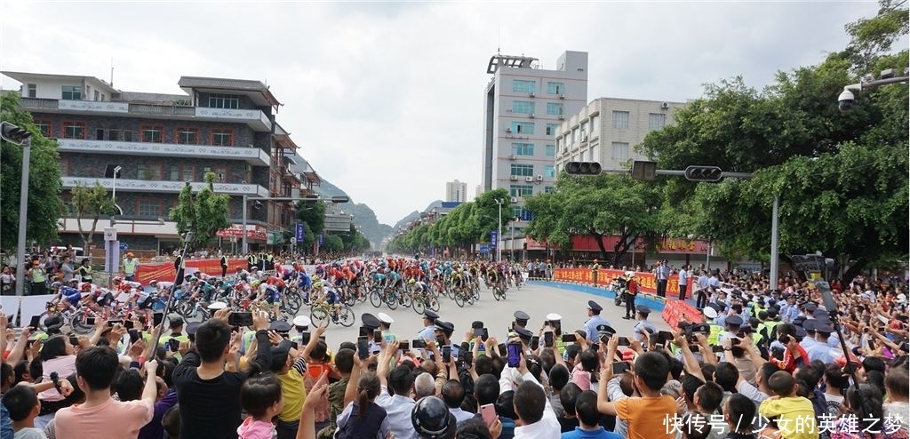 马山县属于哪个市