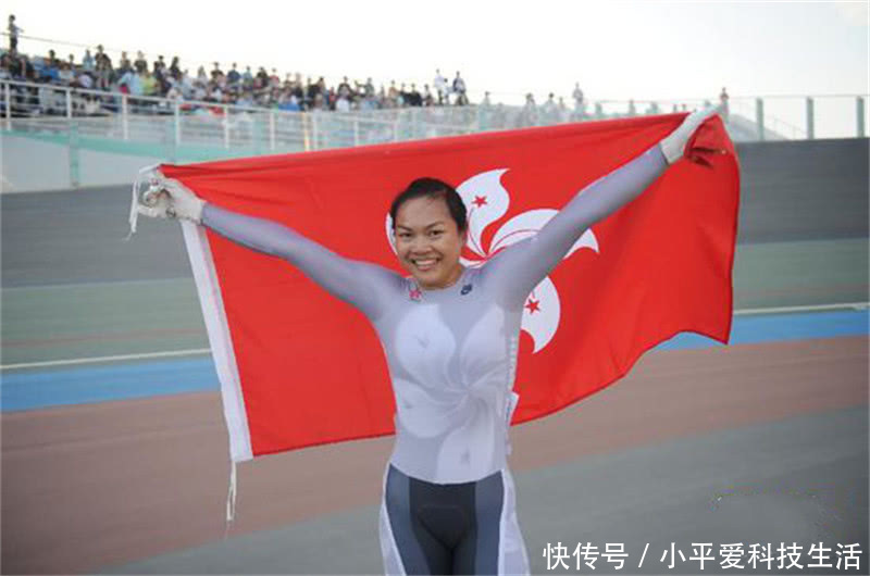 中国香港队,亚运会上夺得奖牌后,颁奖仪式上升