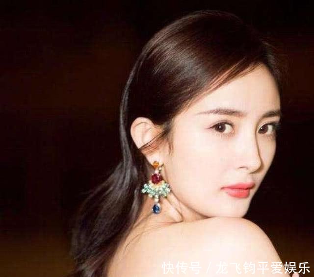 当红女星露背礼服裙盘点!Angelababy、杨幂谁
