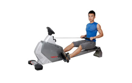 划船机怎么练健身效果好 划船机的正确使用方法