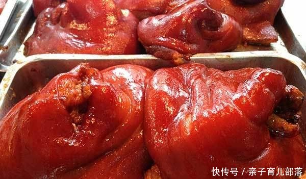 猪脚怎么卤着吃的 t01c994a1d45cdbbd1e.jpg