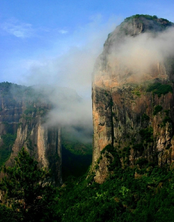 名山大什么成语_秋名山车神图片