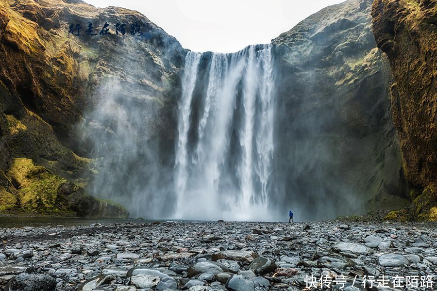 欧洲人口密度最低的国家:人均年收入43万,却无