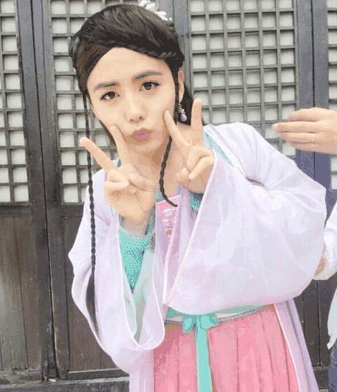 男扮女装的男星李连杰张卫健惊艳,黄渤确定不