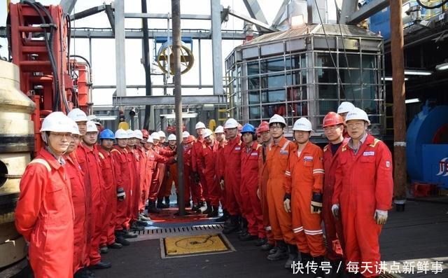 全球最大的钻井平台诞生,能钻15000米深海,成