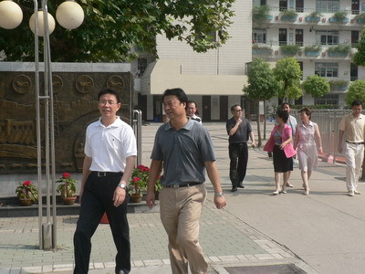 钟家村小学