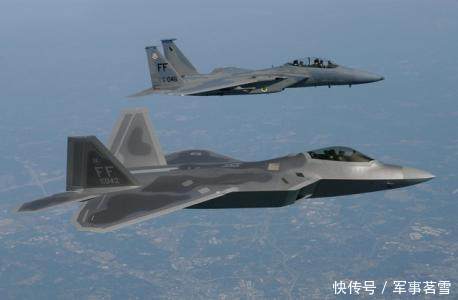 美国的猛禽战斗机能够飞8000个小时,中国的歼