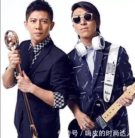 知名综艺博主 t01d245a9cbe2952eaf.png