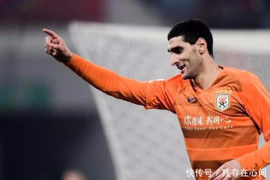 山东鲁能即将开启关键赛程,主帅李霄鹏却面临