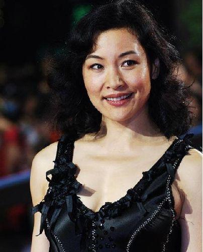 陈冲,著名华人电影女演员,1961年1月3日生于上海,现定居美国.