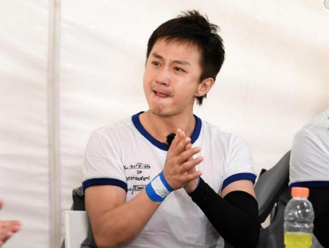 奔跑吧:杨颖走T台摔倒时,邓超脱口而出的6个字