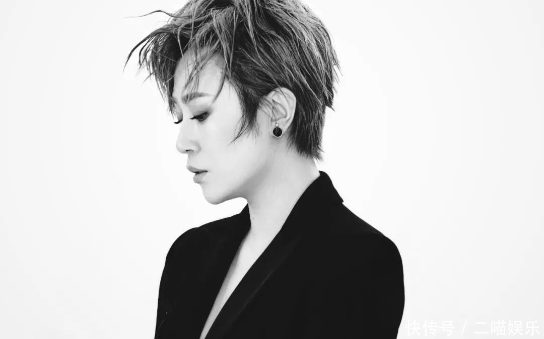 马丽婚纱照登上杂志,简约不简单,这大概是她最