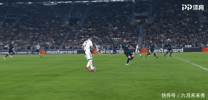 连过卢克肖,谁说C罗不会过人,张路C罗的过人应