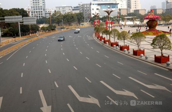 人流稀疏 春节期间南昌上演\"空城计\"