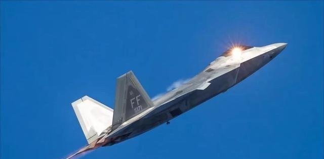 美国海军和空军比俄罗斯强多少