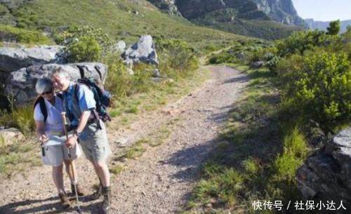 医保一个月交多少钱