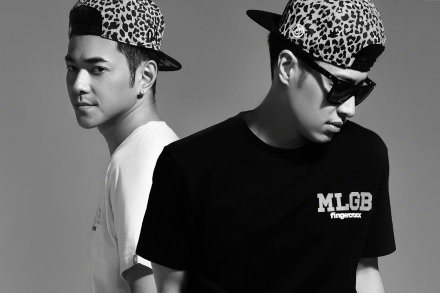 李晨潘玮柏潮牌商标被评低俗 你们觉得呢?