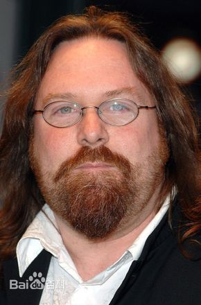 《升级》,很可能是今年最好看的科幻片,结尾令