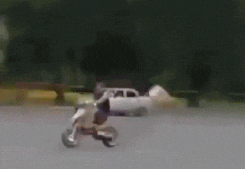 搞笑gif图: 女生宿舍一字马大pk