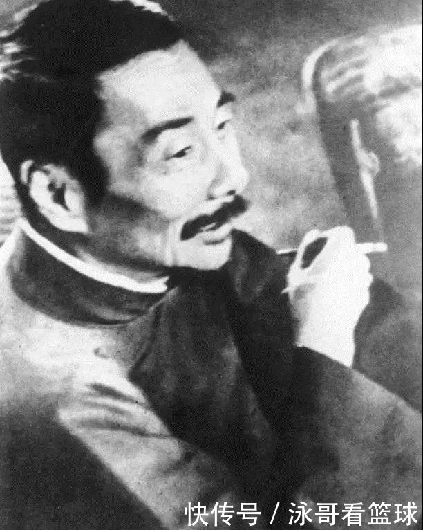 到底是什么,让文坛巨星鲁迅,从神坛跌落下来?