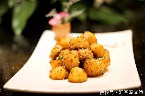 北纬30°上又一个神秘仙境，凭什么惊艳世界？