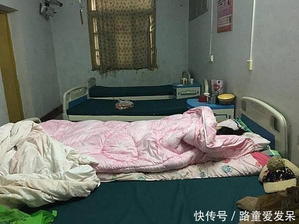 老婆怀孕6个月引产后，她天不亮就进了厨房，推门一看我捂住嘴巴