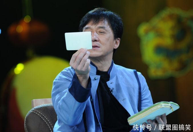 幽默笑话:女儿出题考我加减运算,我故意做错了