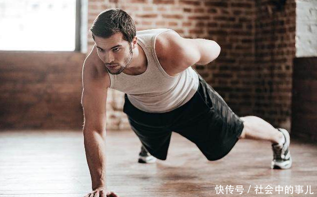 做俯卧撑能有肌肉吗 t01e732ab1f17f6f49d.png