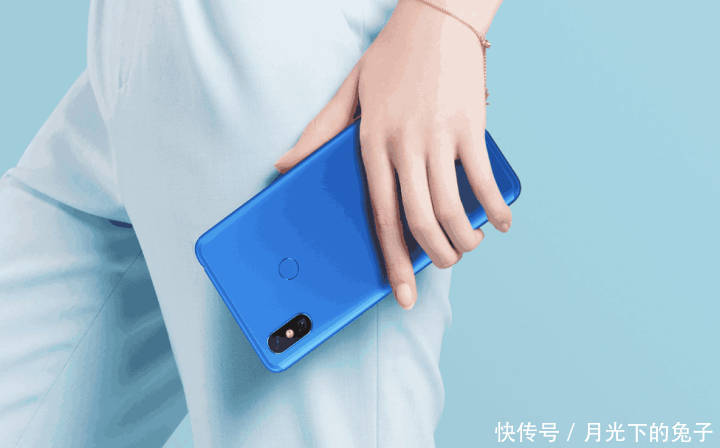 小米Max3顶配版即将正式开售,这是为八周年生