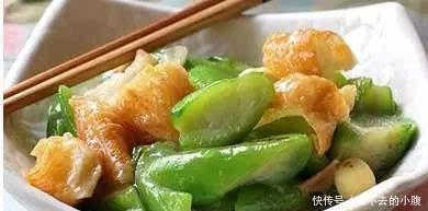 孩子爱食此菜,清甜爽口,我家隔两天做一次,一次2盘才过瘾