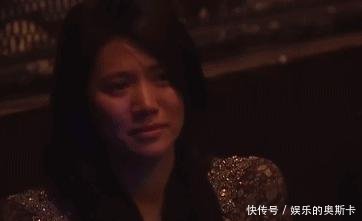 张智霖让袁咏仪放肆买包,相爱26年的中年夫妻