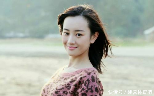 在玻尿酸的作用下她的气质不再,如今终于美回