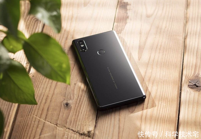 可能是小米现货最快的智能手机,小米8开放购