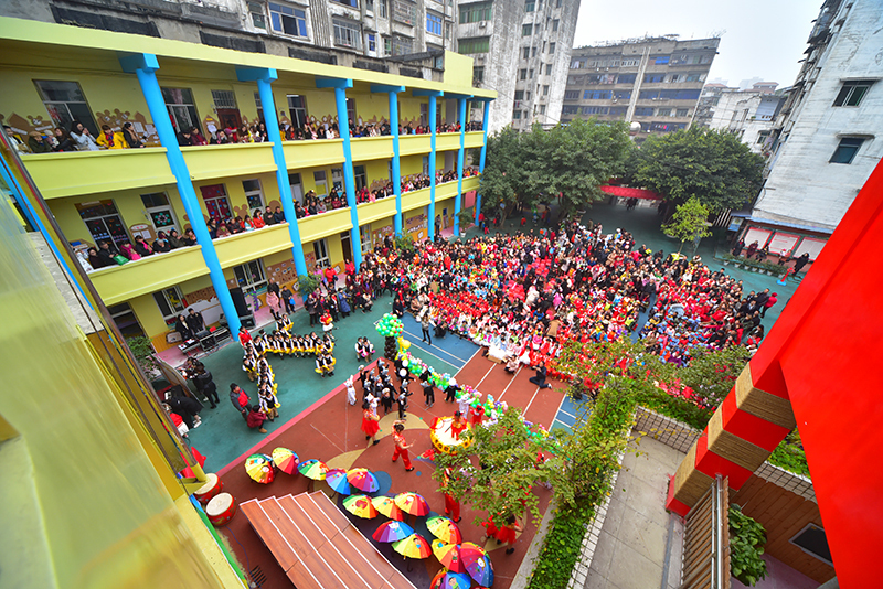 南充市高坪区机关幼儿园举行"庆元旦 迎新年"音乐会