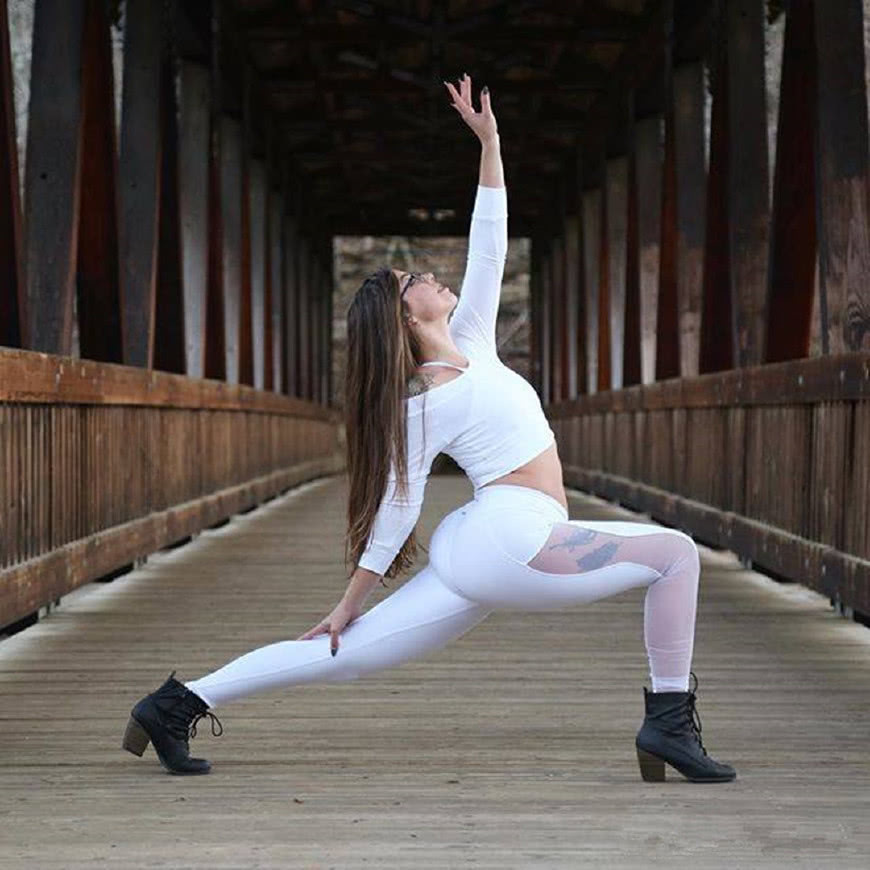 瘦腰不如练腰?常练瑜伽5式,柔韧腰身,练出有型