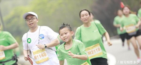 全国首个公园城市马拉松2018天府半马在天府
