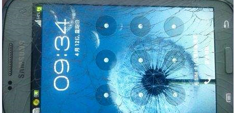 手机屏幕裂了怎么办及如何判断内屏还是外屏坏