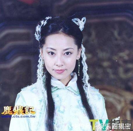 张卫健《鹿鼎记》17年:六女寻得良配,唯一单身