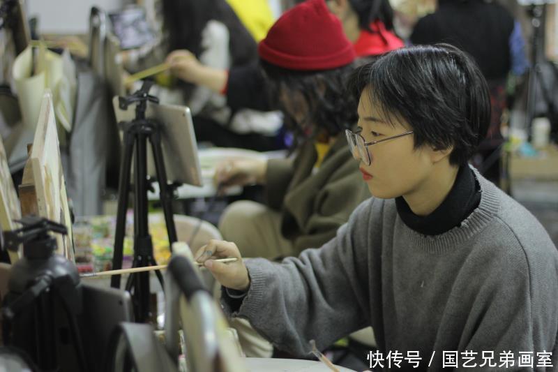 美术生必看,这几所院校校考直接取消!