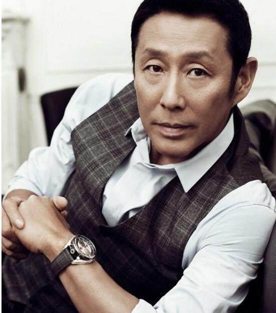 崔永元否认陈道明传闻,赞扬他爱惜自己的羽毛