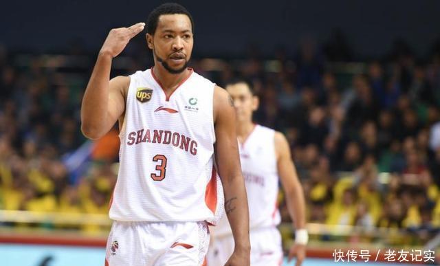 CBA水货外援翻案了曾因违约金太高保住饭碗