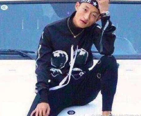 快手东窗事发又一千万网红被封杀,网友:祁天