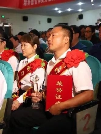 t01fe6ce3986dd43201.jpg?size=332x440