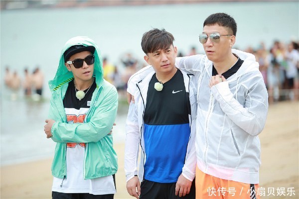 她退出娱乐圈九年,丈夫曾否认与其师生恋,如今