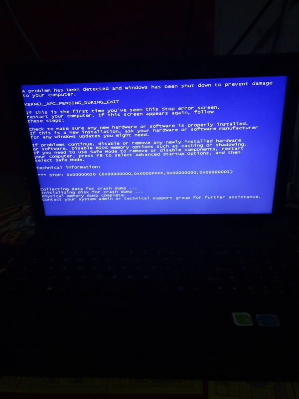 电脑开wifi蓝屏_笔记本系统还原后蓝屏_笔记本电脑蓝屏后开不了机