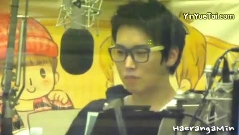 IU kiss&cry 晟敏Kiss The Radio花絮 & 家人探班 饭拍版 12/01/17-Super Junior (SJ)
