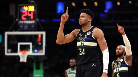 2021-2022赛季NBA集锦 布朗30+6 塔图姆29+8 字母哥28+9 绿军大胜雄鹿